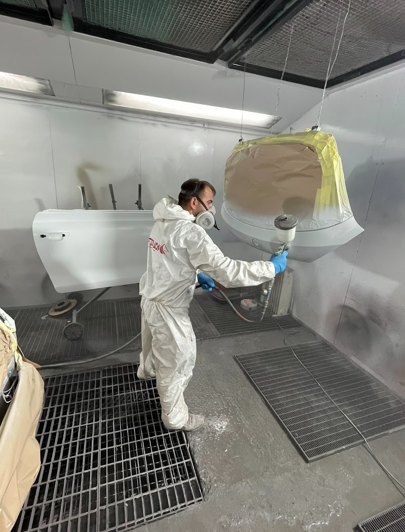 AK Body Repair Ltd