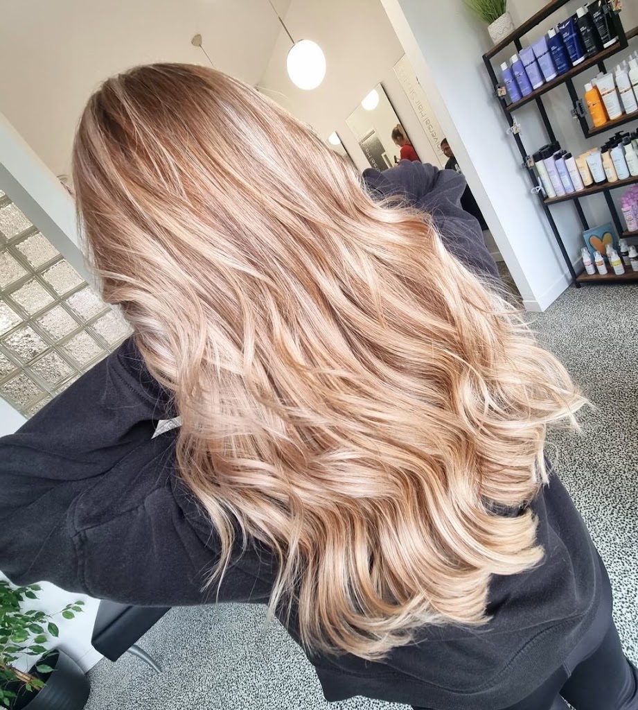 Universal Hair Studios