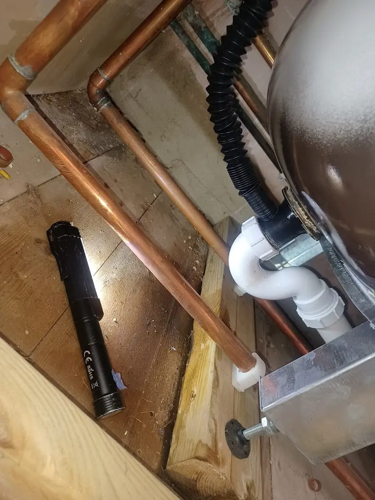 Hayes plumbing and heating mk Photo