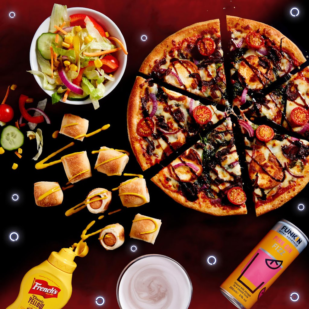 Pizza Hut Restaurants Milton Keynes Photo
