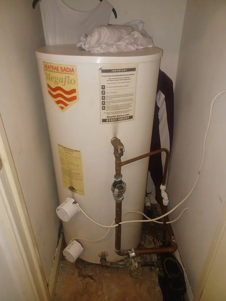 Hayes plumbing and heating mk Photo