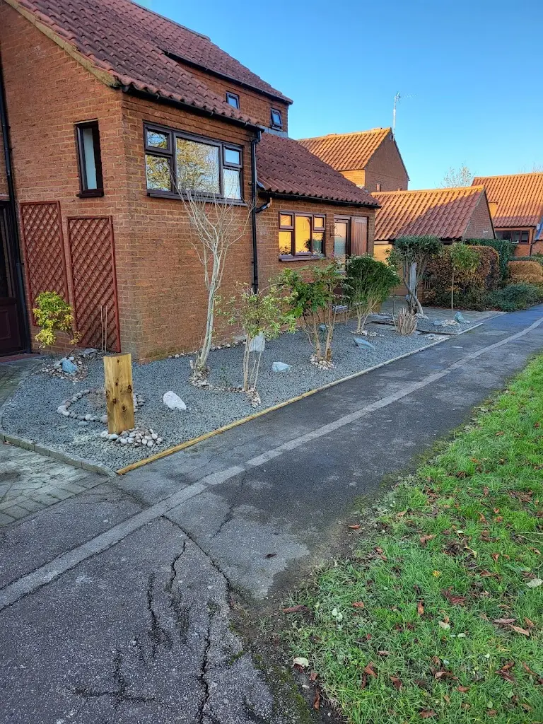 Kemp’s Garden Services Photo