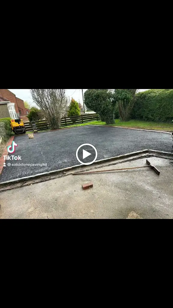 SOLID STONE PAVING LTD Photo