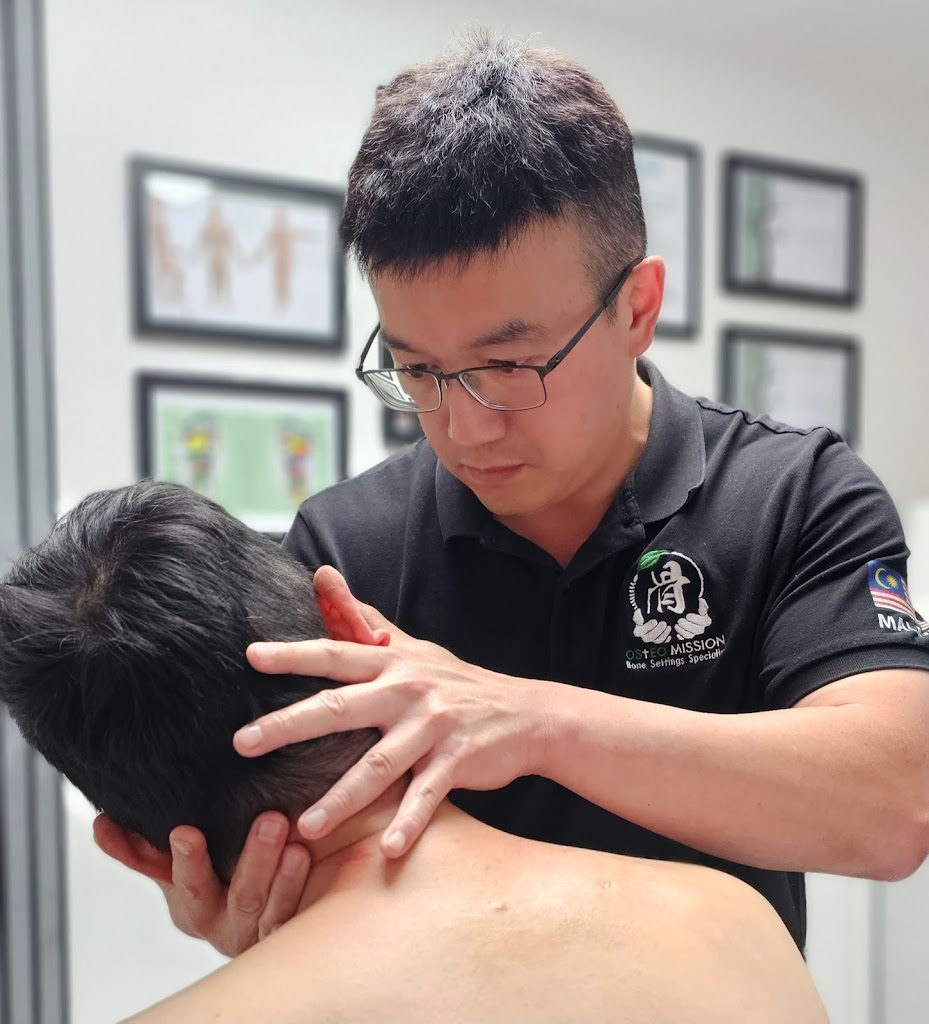 Osteo Mission – Raynor Deep Tissue Massage & Bone Setting Therapist Photo
