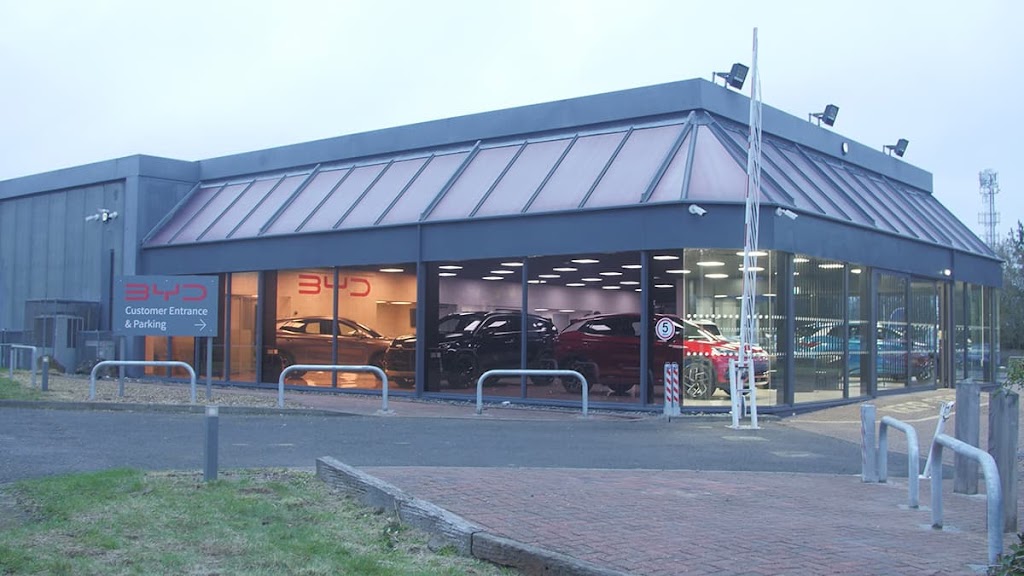 Evans Halshaw BYD Milton Keynes