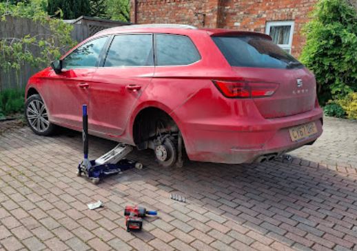 Tyre Fitting 24/7 – Mobile Tyre Milton Keynes Ltd