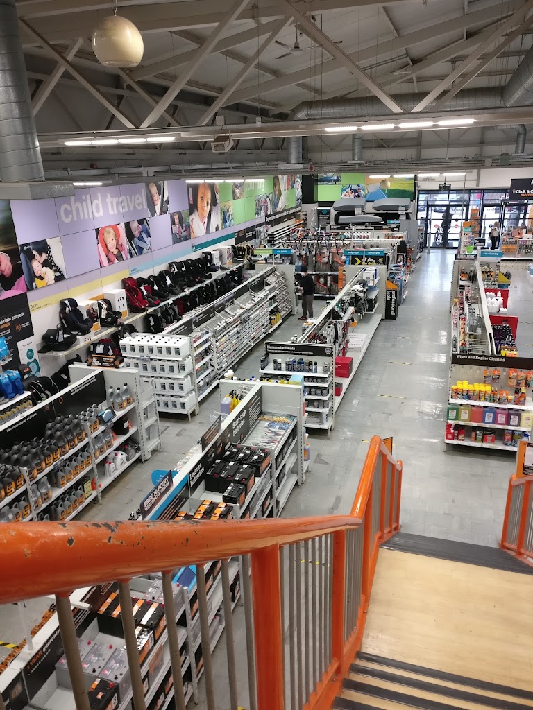 Halfords – Milton Keynes Photo 2