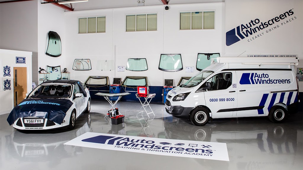 Auto Windscreens Photo 1