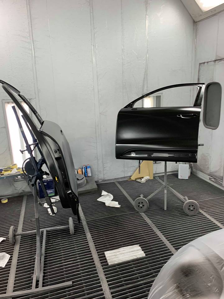 VCR Vehicle Crash Repairs Photo 4