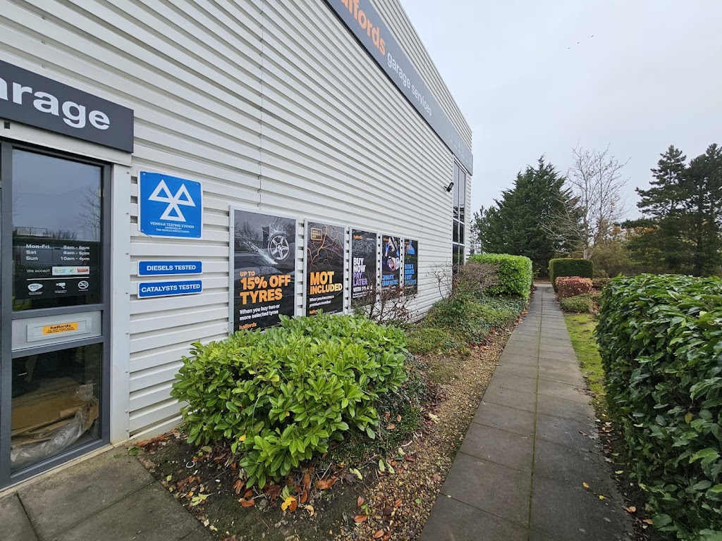 Halfords Garage Services Milton Keynes Photo 4