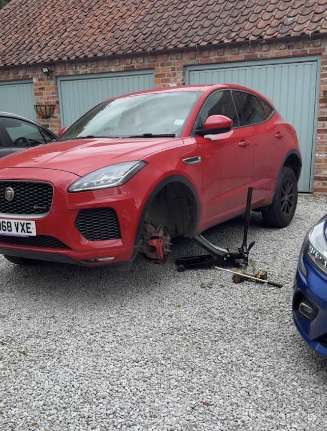 Mobile Tyre Fitting Milton Keynes 24/7 Photo 3