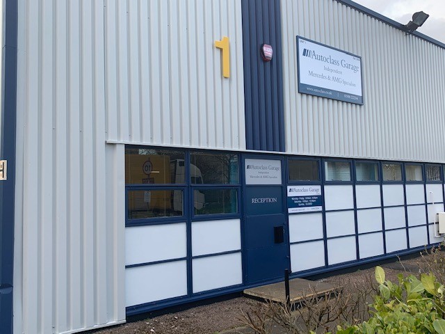 Autoclass Garage Photo 3