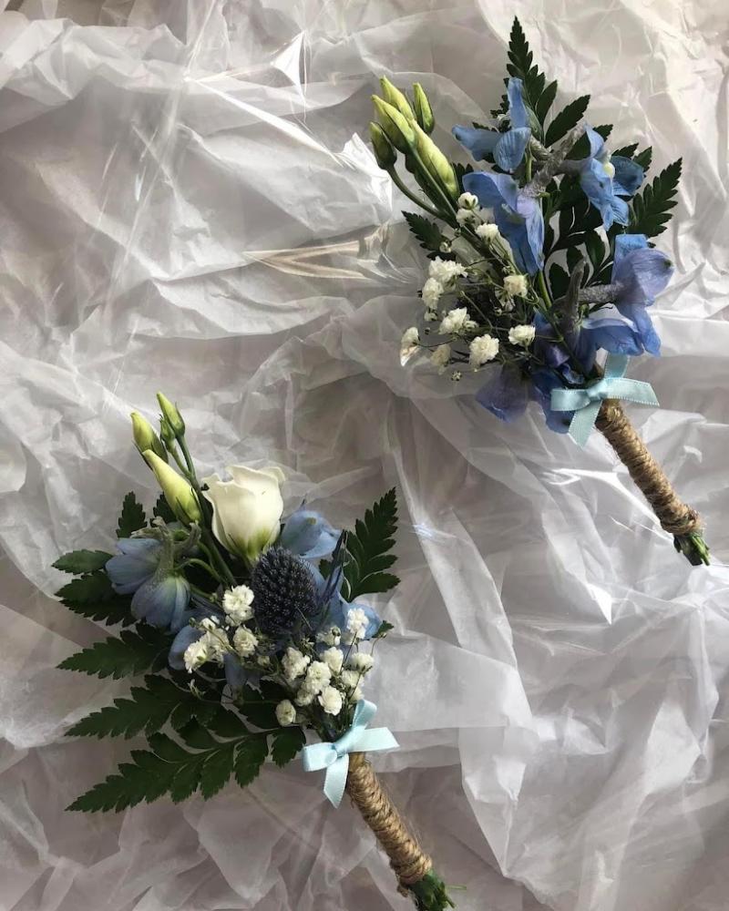 CarolAnn’s Country Garden, florist.