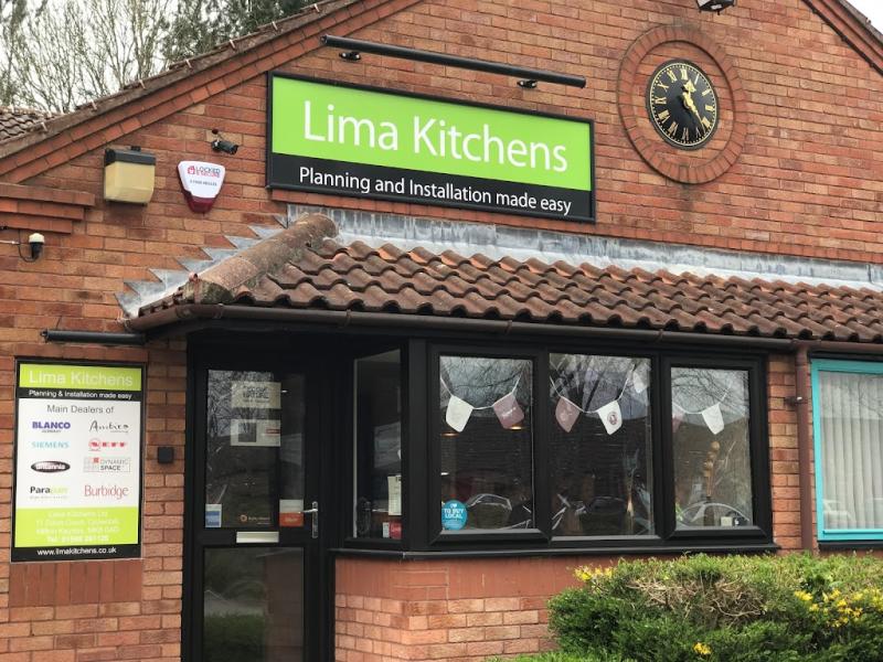 Lima Kitchens