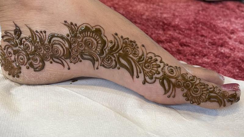 Henna by Reena