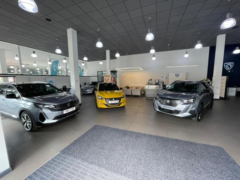 Perrys Peugeot Milton Keynes