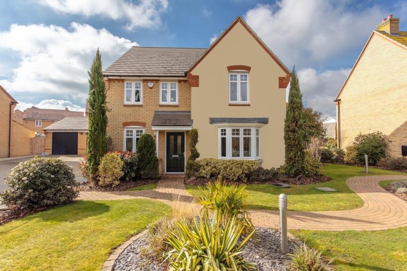 Adia Estate Agents