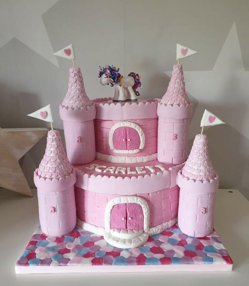Cupids Celebration Cakes