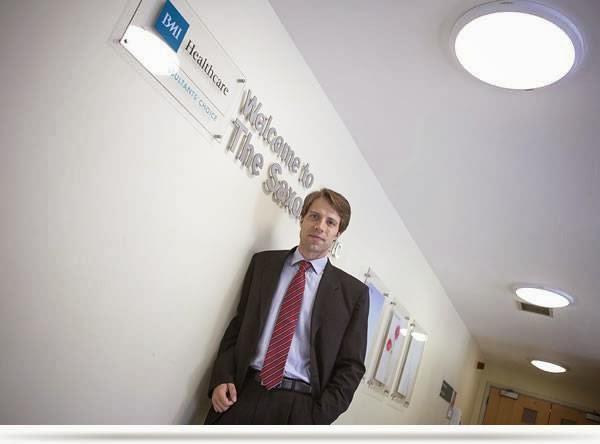 Professor Oliver Pearce FRCS Consultant Surgeon