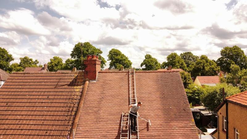 Thompsons homeseal uk Roofing services and guttering – milton keynes & surrounding areas
