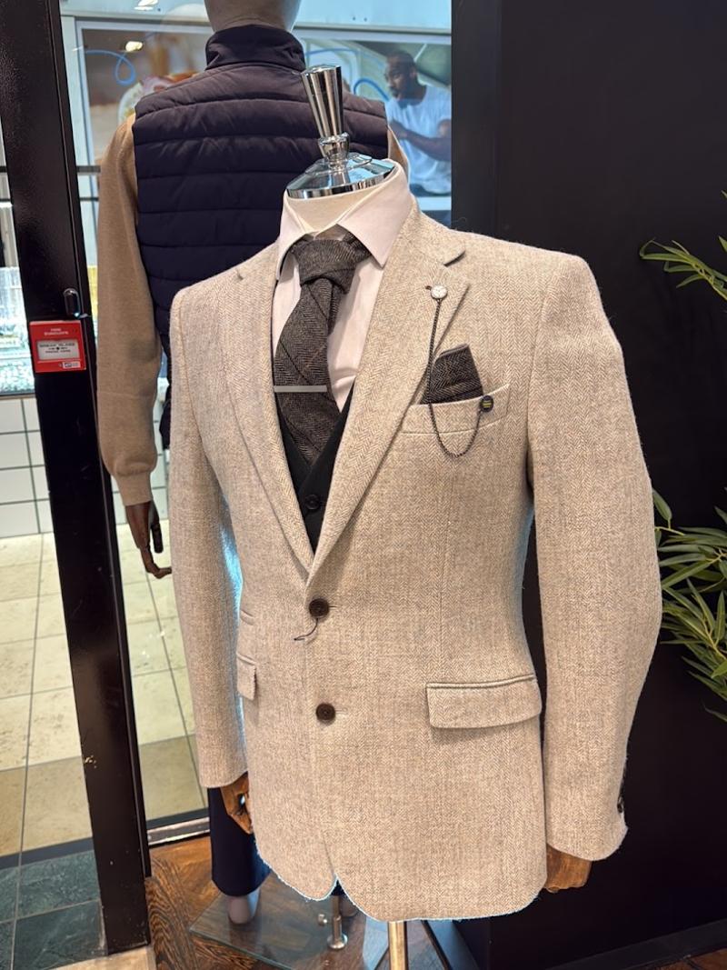 Cavani Milton Keynes