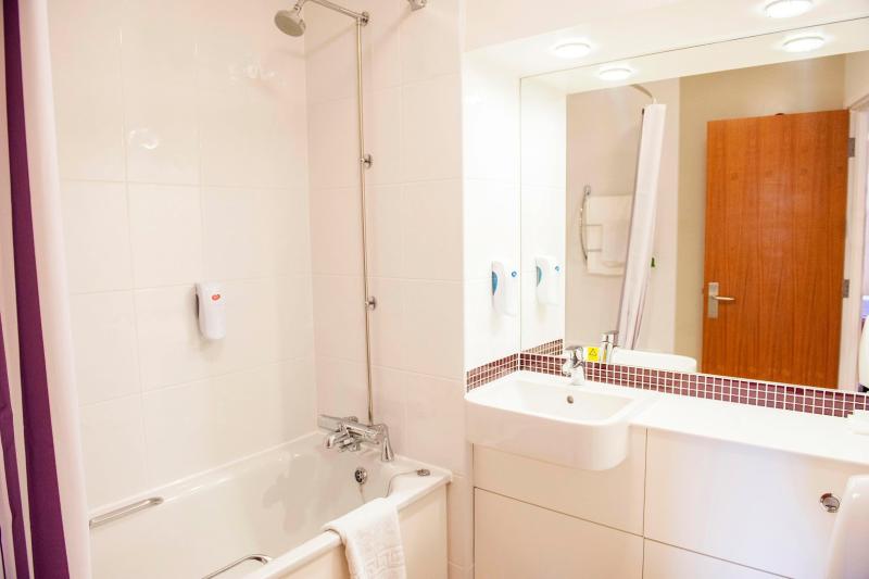 Premier Inn Milton Keynes Central (Xscape) hotel