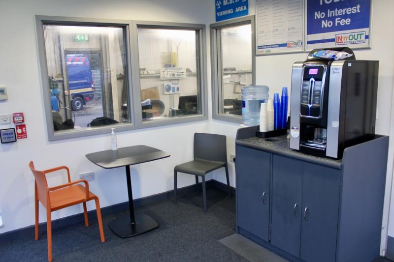 IN’n’OUT Autocentres Milton Keynes