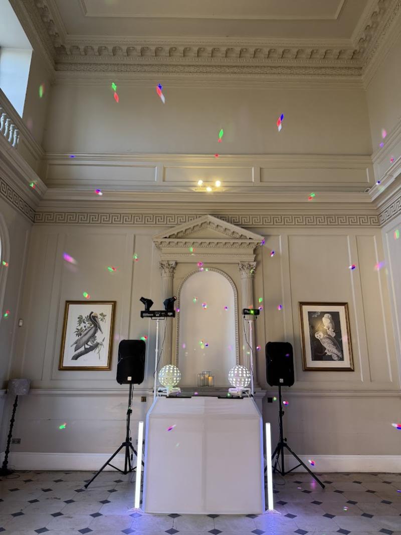 Nightlife Sounds Wedding DJ & Karaoke DJ | Milton Keynes | Buckinghamshire