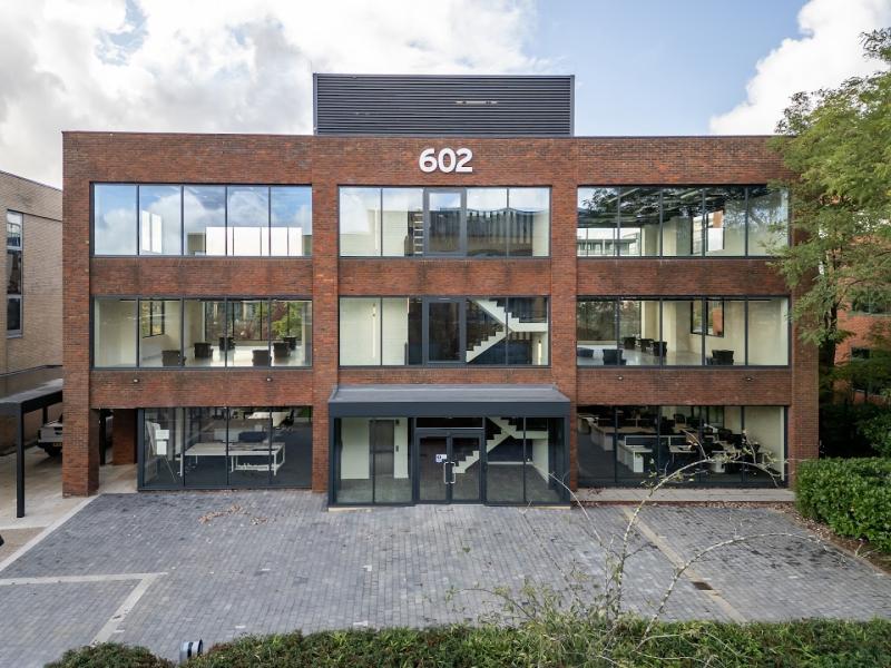 V4 Architects