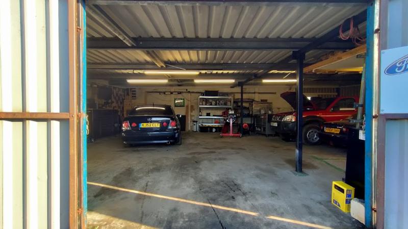 Campbell Automotive The Garage