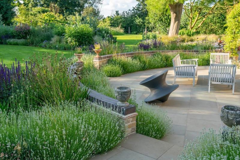 HG Landscapes Woburn Ltd