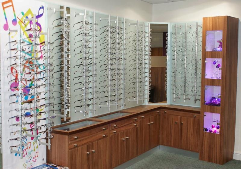 DW Roberts Opticians