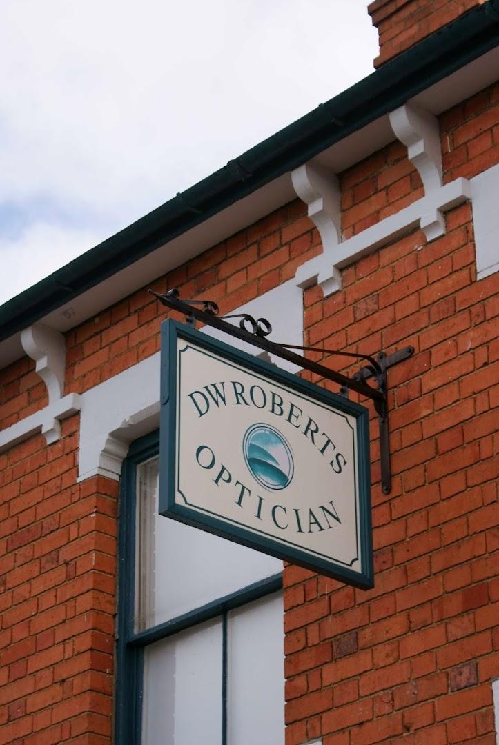 DW Roberts Opticians