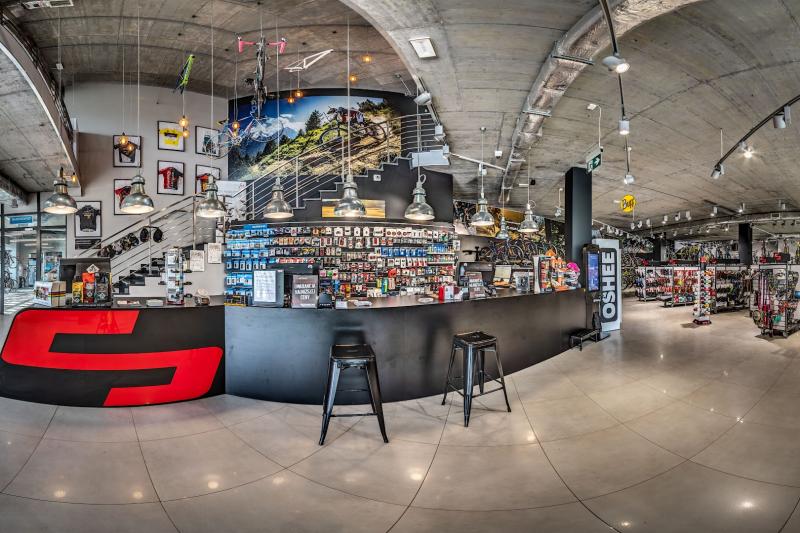 WHiCH iNTERiORS – Retail Fitout Project Manager & Interior Architect