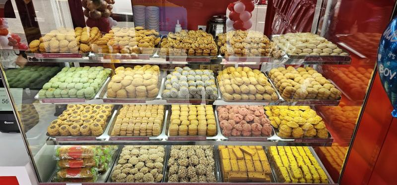 Nafees Bakers & Sweets Aylesbury