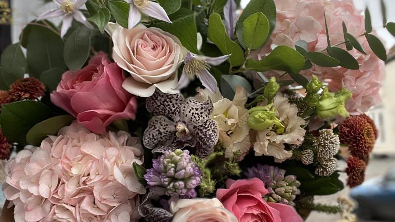 Howes the Florist