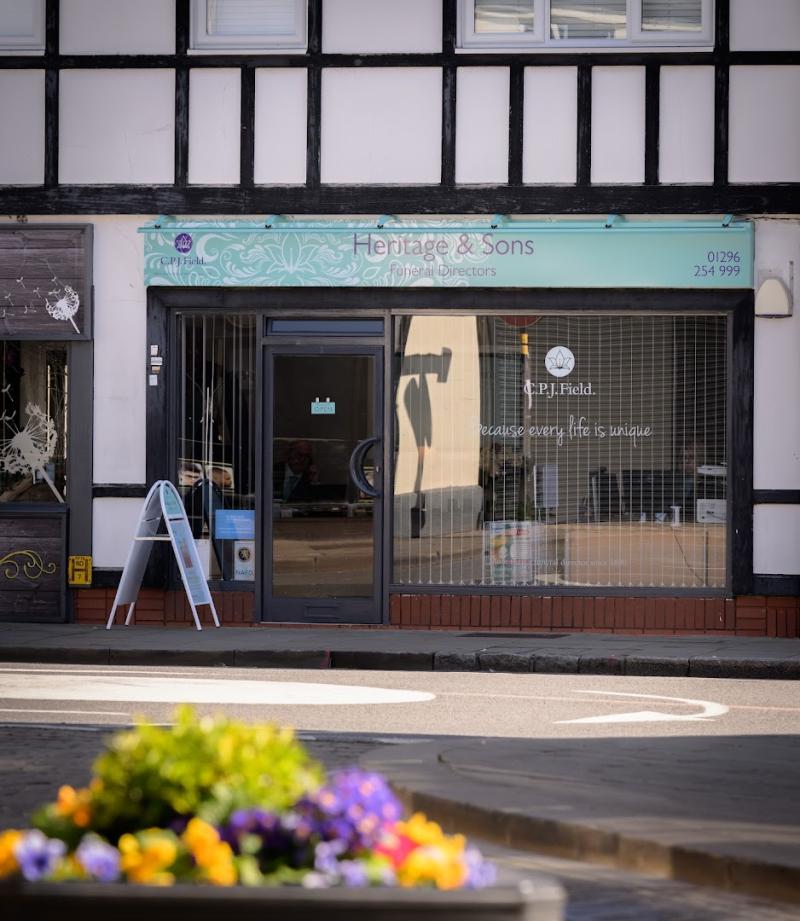 Heritage & Sons – Central