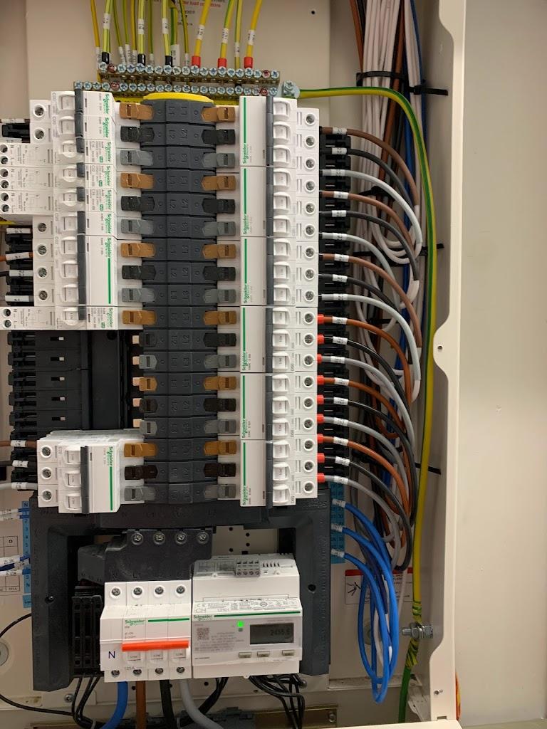 DKing Electrical LTD