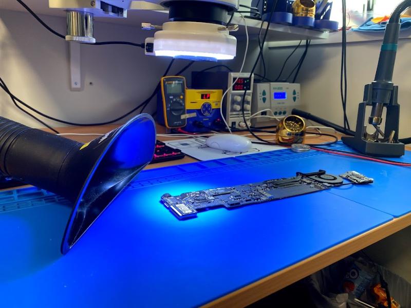 Absolute Circuits Ltd – Apple Repairs – Logic Board Repairs