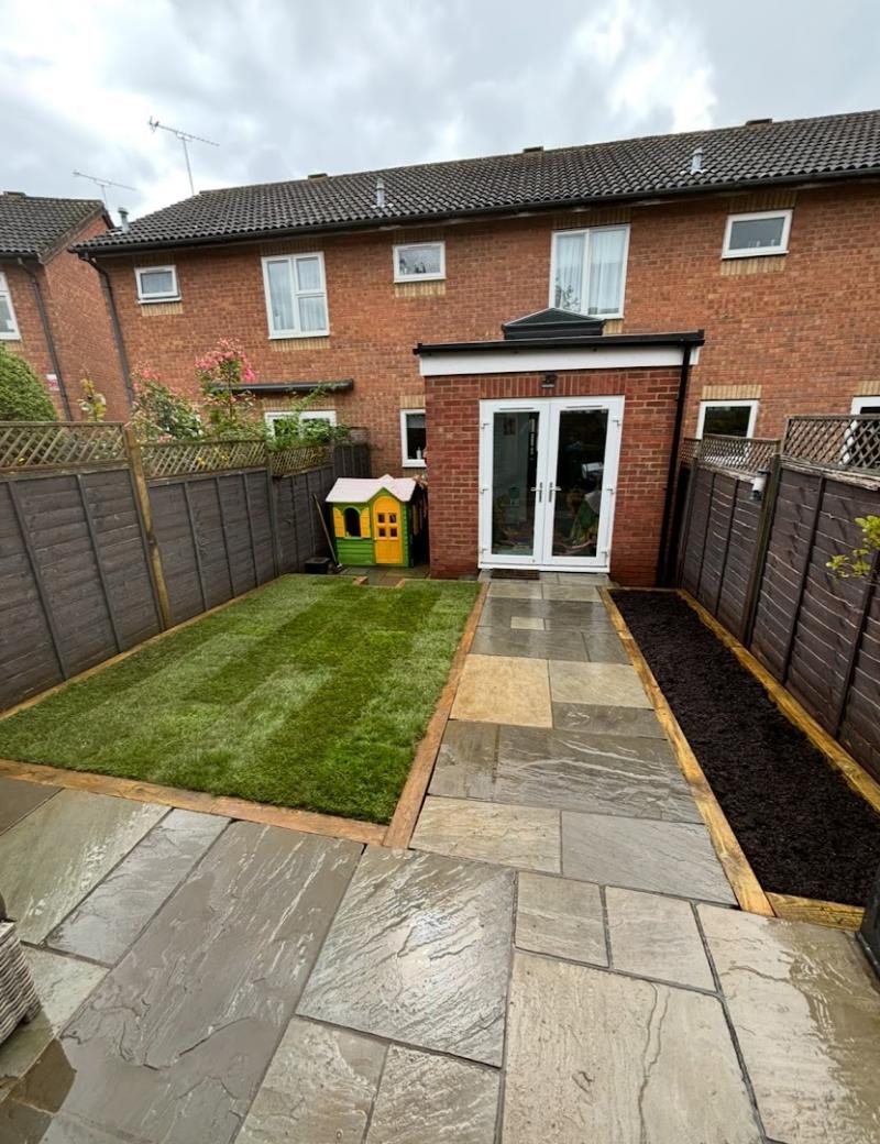 Saunders Gardening Services