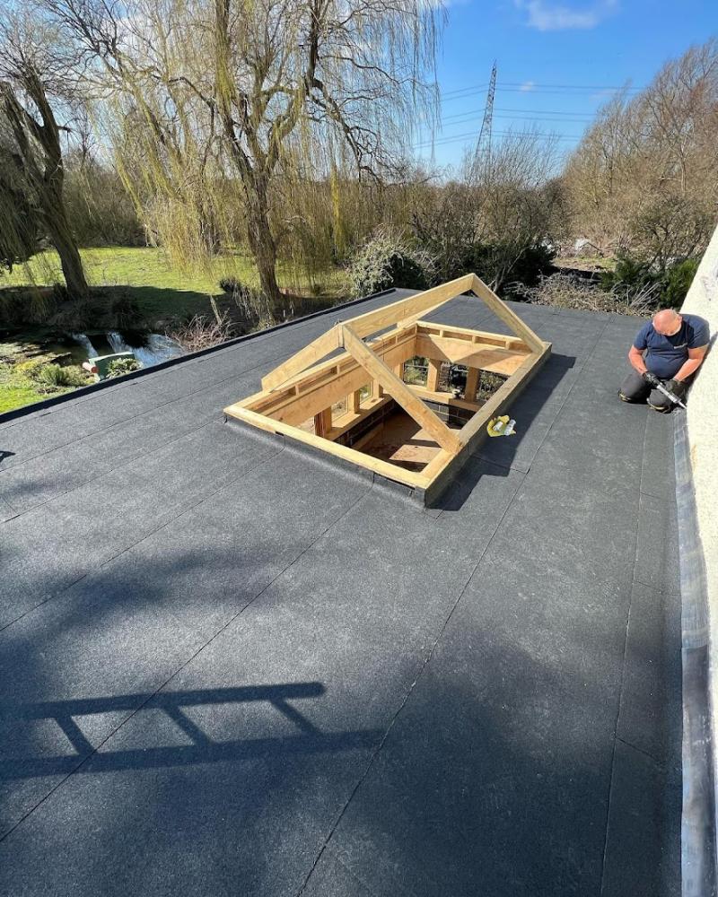 Two Hammers Roofing