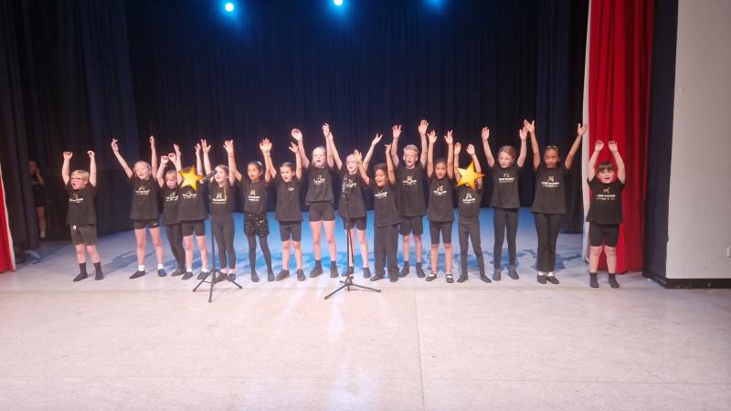 Stage Masters Act, Dance, Sing