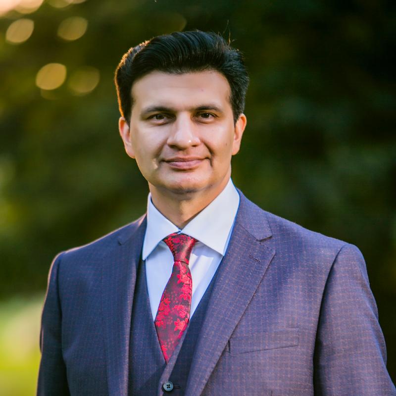 Mr Ahsan Sheeraz FRCS Cons Orthopaedic Surgeon