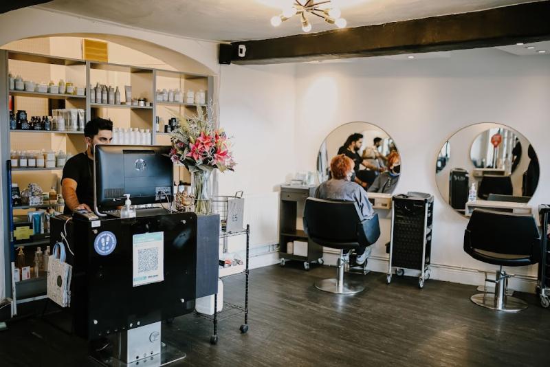 Carmelo Alessi Hairdressing