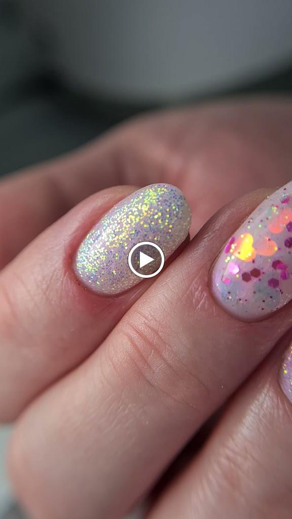 B:unique Nails
